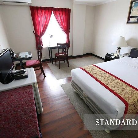 Hotel Asia Cebu Buitenkant foto