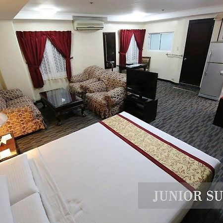 Hotel Asia Cebu Buitenkant foto