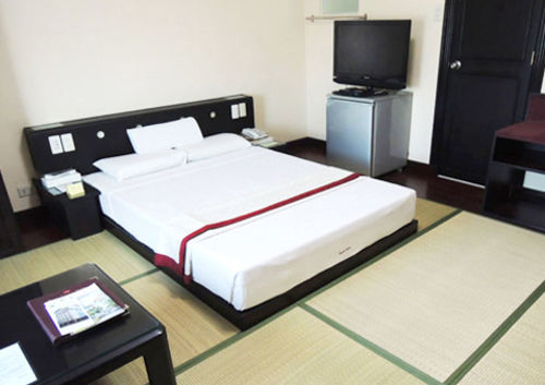 Hotel Asia Cebu Buitenkant foto